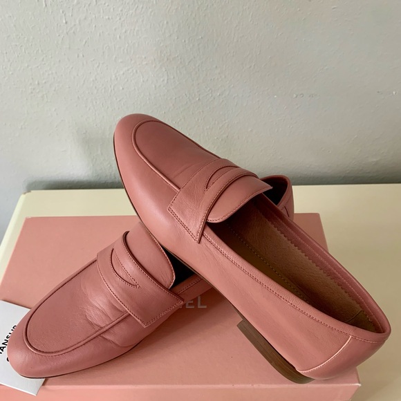 Mansur Gavriel Blush Lamb Classic Loafers, size 38/US 7.5 - Picture 4 of 9